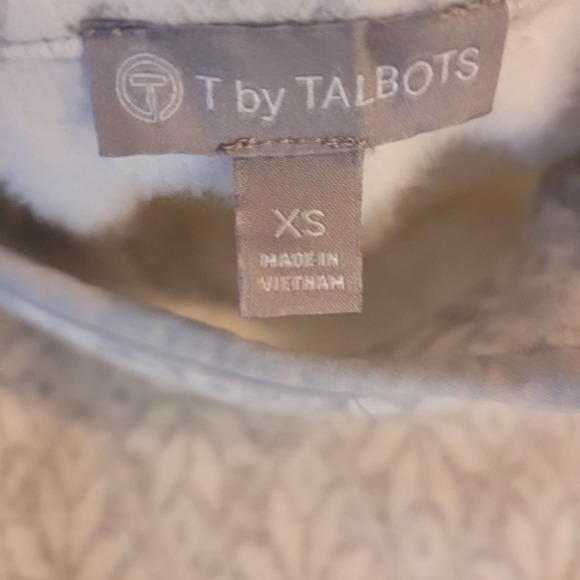 T By Talbots Women's Pullover Sweatshirt Gray Poinsettia Stretch Zipper Size XS - Picture 7 of 10